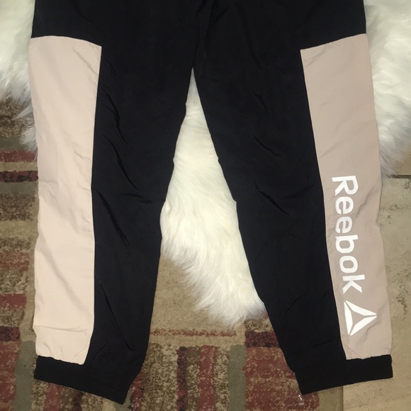 REEBOK WINDBREAKER PANTS - Picture 3 of 9